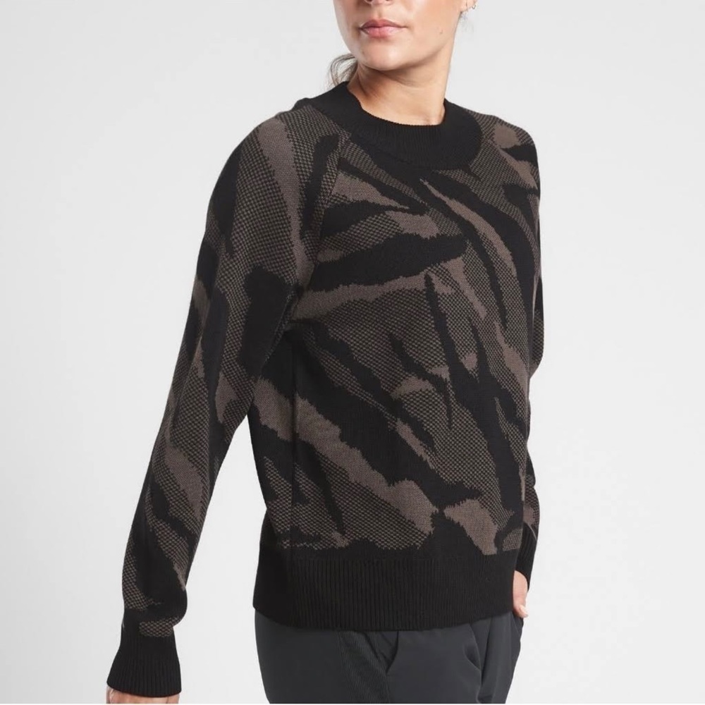 Athleta Sweater